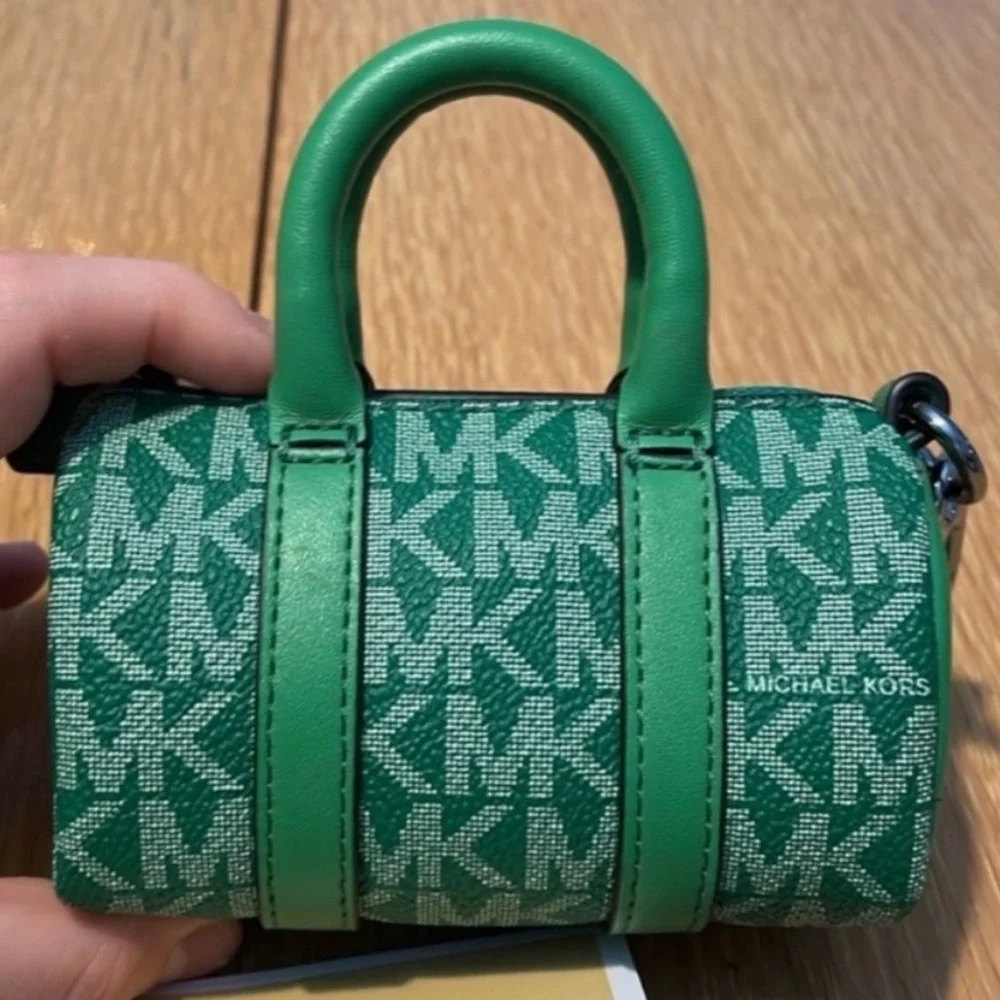 NWT Michael Kors Green Micro Duffle KeyFob - Picture 8 of 16